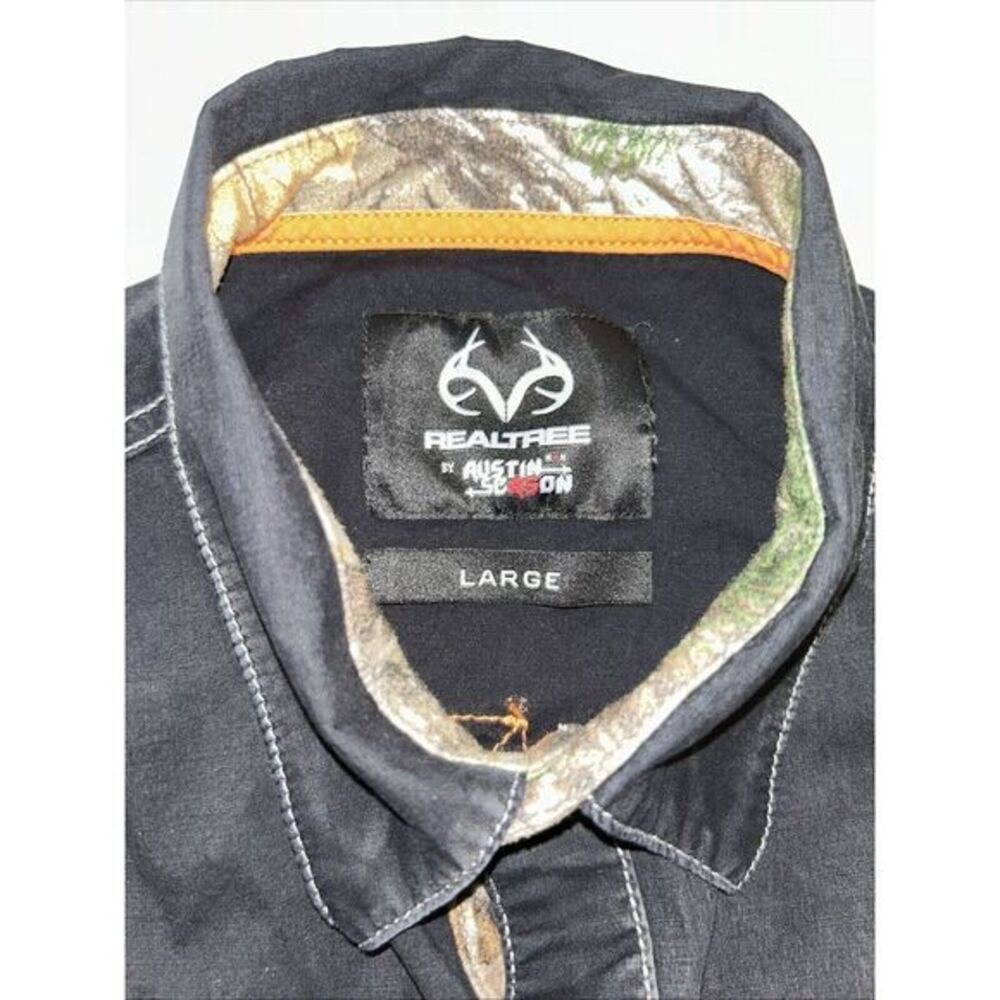 Real Tree Austin Season Shirt Large Button Casual - Picture 3 of 5